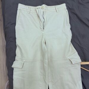 Aritzia Cargo pants